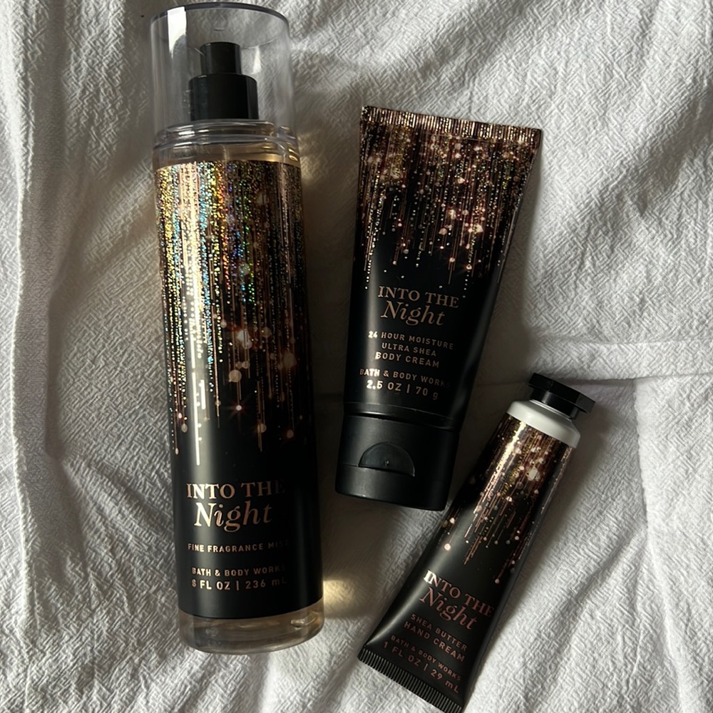 Bath and Body Works..... Into the Night Bundle